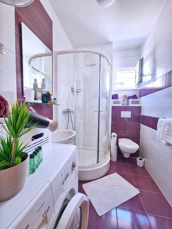Luxury Apartment Salona Bagian luar foto