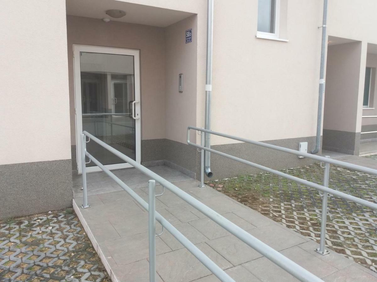 Luxury Apartment Salona Bagian luar foto